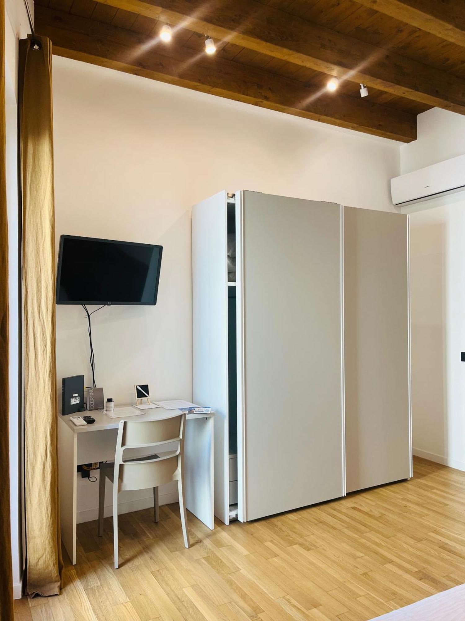 Dimora San Gaetano Apartment Bari Exterior photo